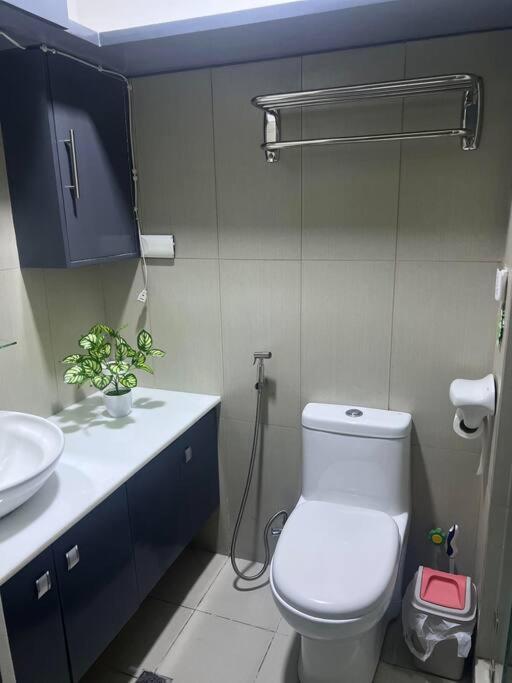 Casa Cintores Condo Near Picc With Free Parking Manila Bagian luar foto